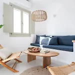 Triotissa Local Living Residences Apartman *