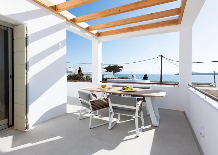 Apartmán Triotissa Local Living Residences