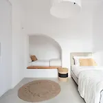 Triotissa Local Living Residences * Drios