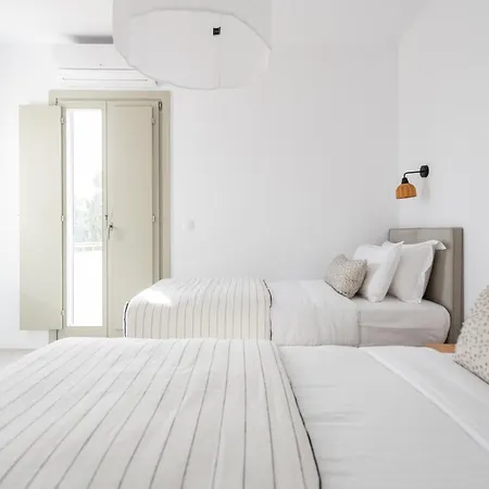Triotissa Local Living Residences ドリオス