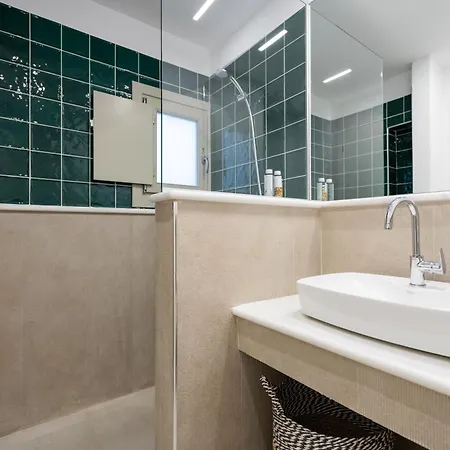 Triotissa Local Living Residences アパート