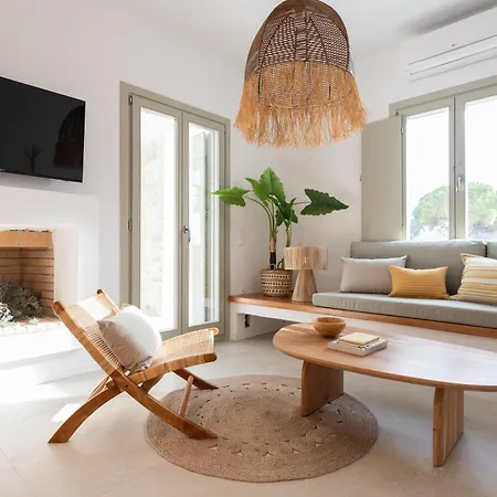 Triotissa Local Living Residences ドリオス