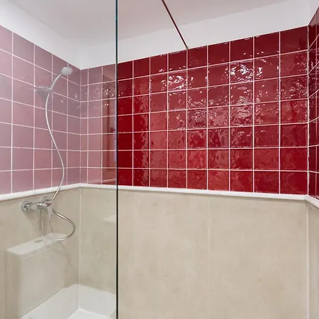 Triotissa Local Living Residences Apartman