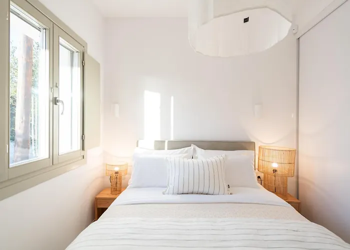 Triotissa Local Living Residences * Drios